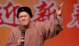 赵本山爆料父亲视频播放,父亲珍贵视频曝光，感人瞬间引网友泪目