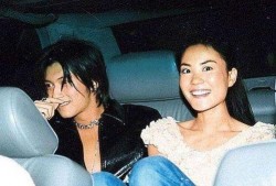 娱乐圈天天吃瓜,瓜田李下，揭秘明星幕后故事