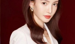 杨超越最新娱乐爆料视频,揭秘星途背后的心酸与成长